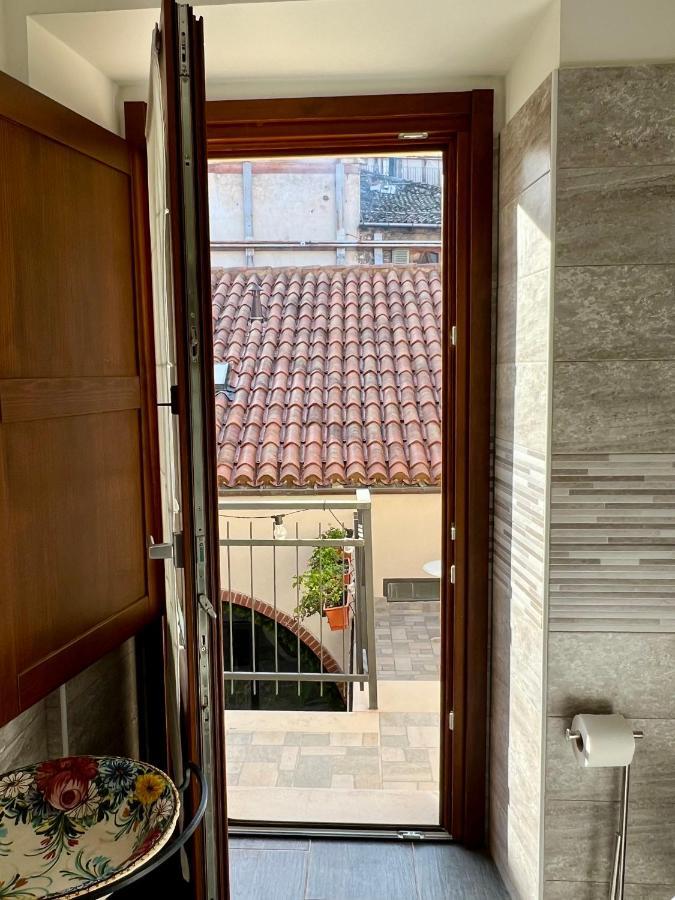 לינה וארוחת בוקר ל'אקווילה Il Bivacco Del Duomo מראה חיצוני תמונה